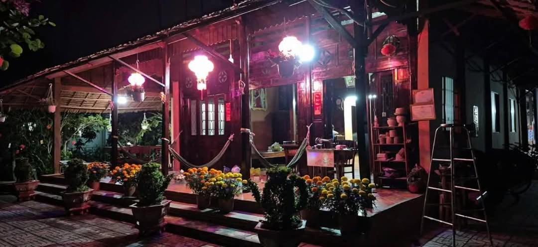 Ngoc Phuong Homestay Vĩnh Long Екстериор снимка